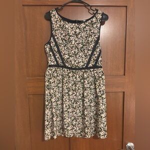 Sleeveless Black and Cream Floral Dress